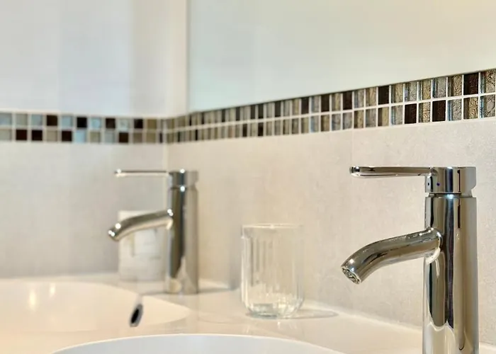 La Sauvagine Les Pieds Dans L'eau 펜션 *