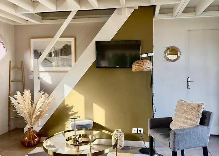 La Sauvagine Les Pieds Dans L'eau Holiday home *